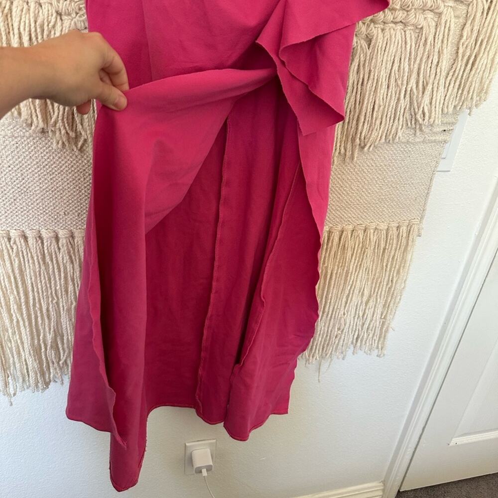 Elliatt Across Gown - Picture 5 of 14